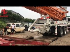 SAE 승인 37m ISUZU 트럭에 장착 된 콘크리트 펌프 CYZ51Q 좋은 상태