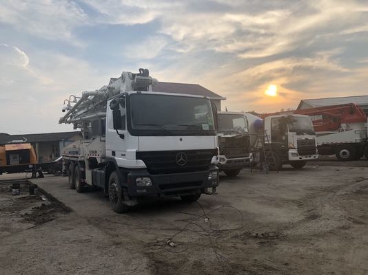 높은 작용 줌리언 40M 트럭은 사용된 콘크리트 펌프를 탑재했습니다