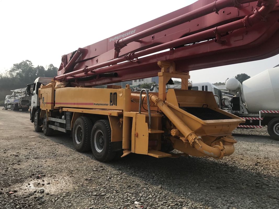 좋은 조건 푸츠마이스터 42m 볼보는 콘크리트 펌프 트럭을 사용했습니다