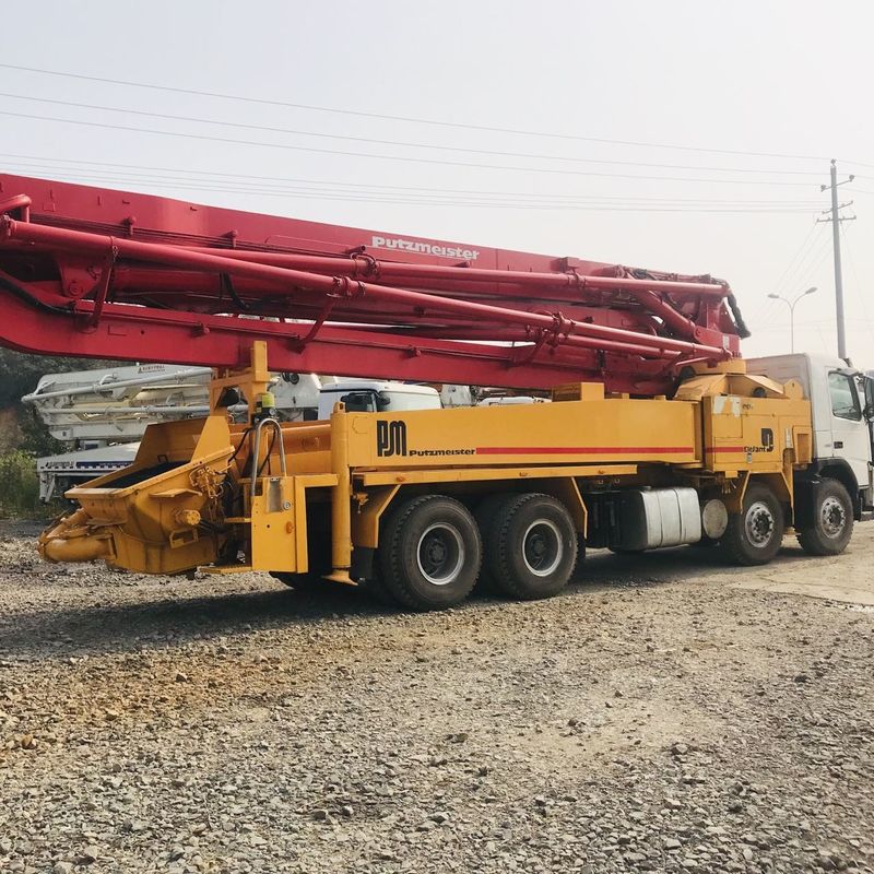 좋은 조건 푸츠마이스터 42m 볼보는 콘크리트 펌프 트럭을 사용했습니다