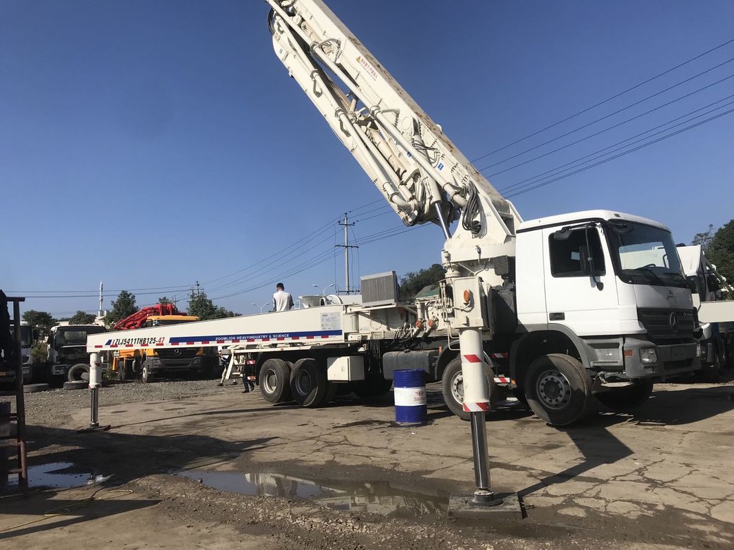 좋은 조건 분명한 이동 소방펌프 줌라이언 47m은 펌프 트럭을 사용했습니다