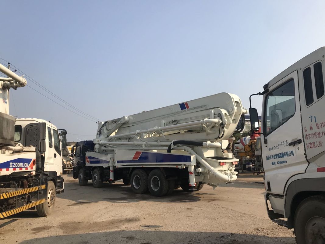 분명한 이동 소방펌프 붐 펌프 트럭 줌라이언 47m 볼보는 펌프 트럭을 사용했습니다