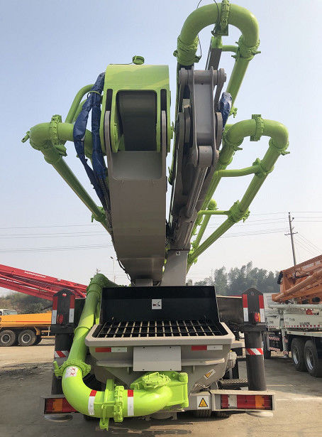 액트로스 4141 줌리언 벤츠는 분명한 펌프 트럭 180 M3/H 300 Kw 52M을 사용했습니다