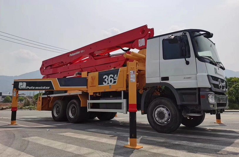 트럭은 콘크리트 펌프 줌라이언 49m 벤츠 사용 콘크리트 펌프 트럭을 탑재했습니다