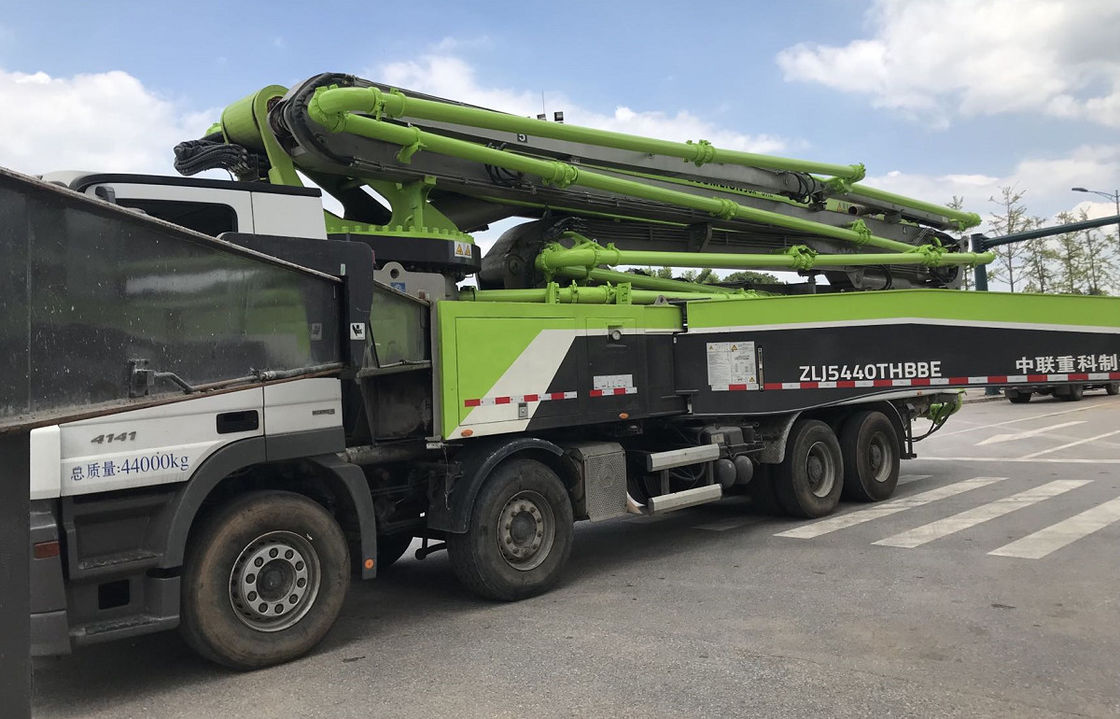 작은 콘크리트 펌프 트럭트럭 콘크리트 펌프는 콘크리트 펌프 트럭을 사용했습니다