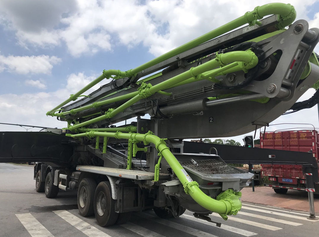 작은 콘크리트 펌프 트럭트럭 콘크리트 펌프는 콘크리트 펌프 트럭을 사용했습니다