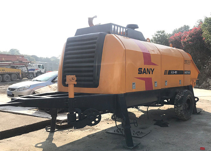 HBT60 200M 사용된 구체 트레일러 펌프, Sany 붐 펌프는 주황색 색깔을 갱신합니다