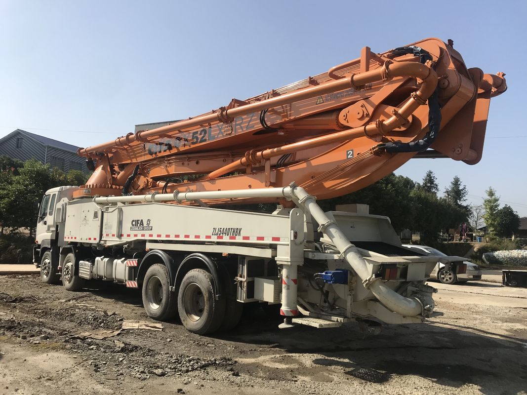 구체적인 전송을 위한 48m 160m3/H 시멘트 펌프 트럭 넓은 작업 범위