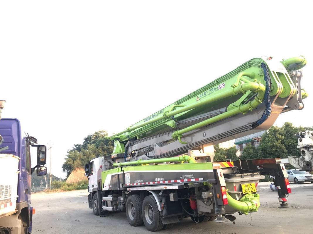 재생산된 47m 사용된 구체 펌프 트럭 넓은 작업 범위 내구재