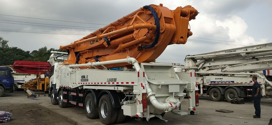 리모콘으로 CIFA 52 미터 Beton 펌프 콘크리트 리프팅