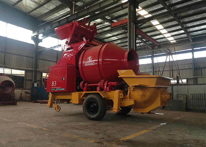 믹서 기계, 디젤 엔진 구체 펌프 높은 기동성을 가진 62kw 30m3/H 구체 펌프