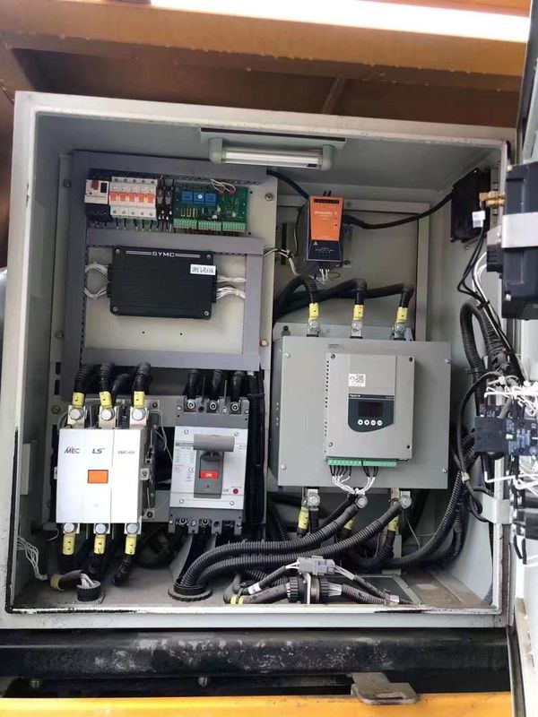 160KW 220M 80m3/H 구체 트레일러 펌프는 유압 정류 체계를 사용했습니다