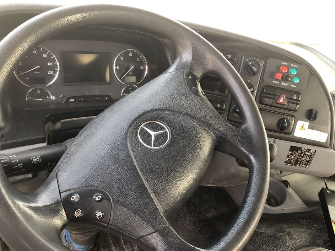 300KW 중고 트럭 콘크리트 펌프