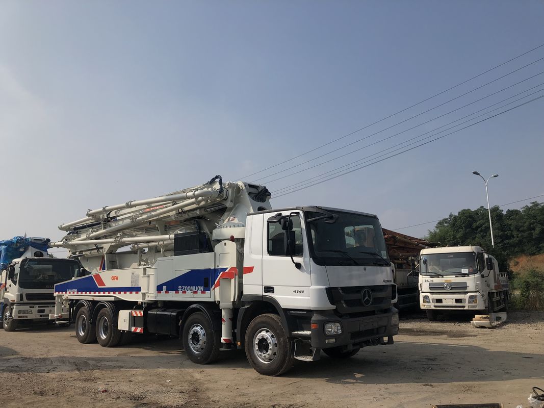 SAE 인증 180CBM/H 콘크리트 붐 트럭 디젤 동력 고효율