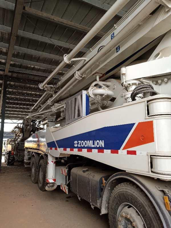 52m Actros 4141 섀시 구체적인 붐 트럭, 구체적인 건설장비 150M3/H