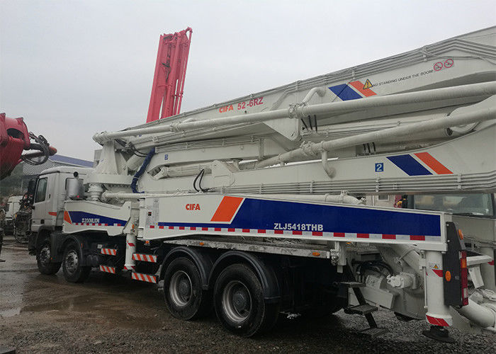 Zoomlion 300KW 50m 사용된 트럭 구체 펌프 반대로 진동 정확한 포지셔닝