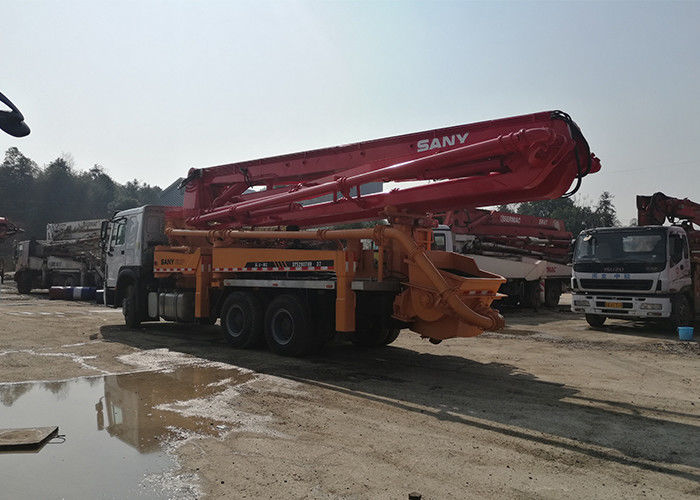 SAE 인증으로 단장한 SANY 중고 시멘트 트럭 레드