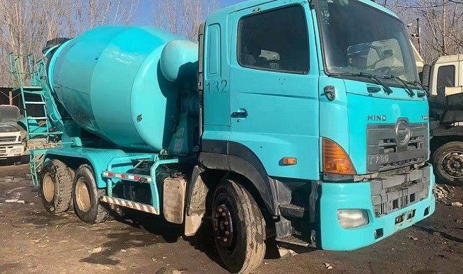 Hino 700 포좌 10cbm 구체 섞는 트럭, 시멘트 믹서 트럭 초침