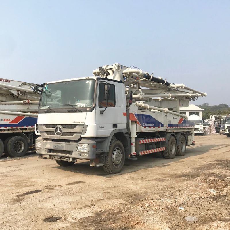 300KW 38m 펌프 사용된 시멘트 트럭, 이동을 위한 사용된 구체적인 기계 Actros 3341