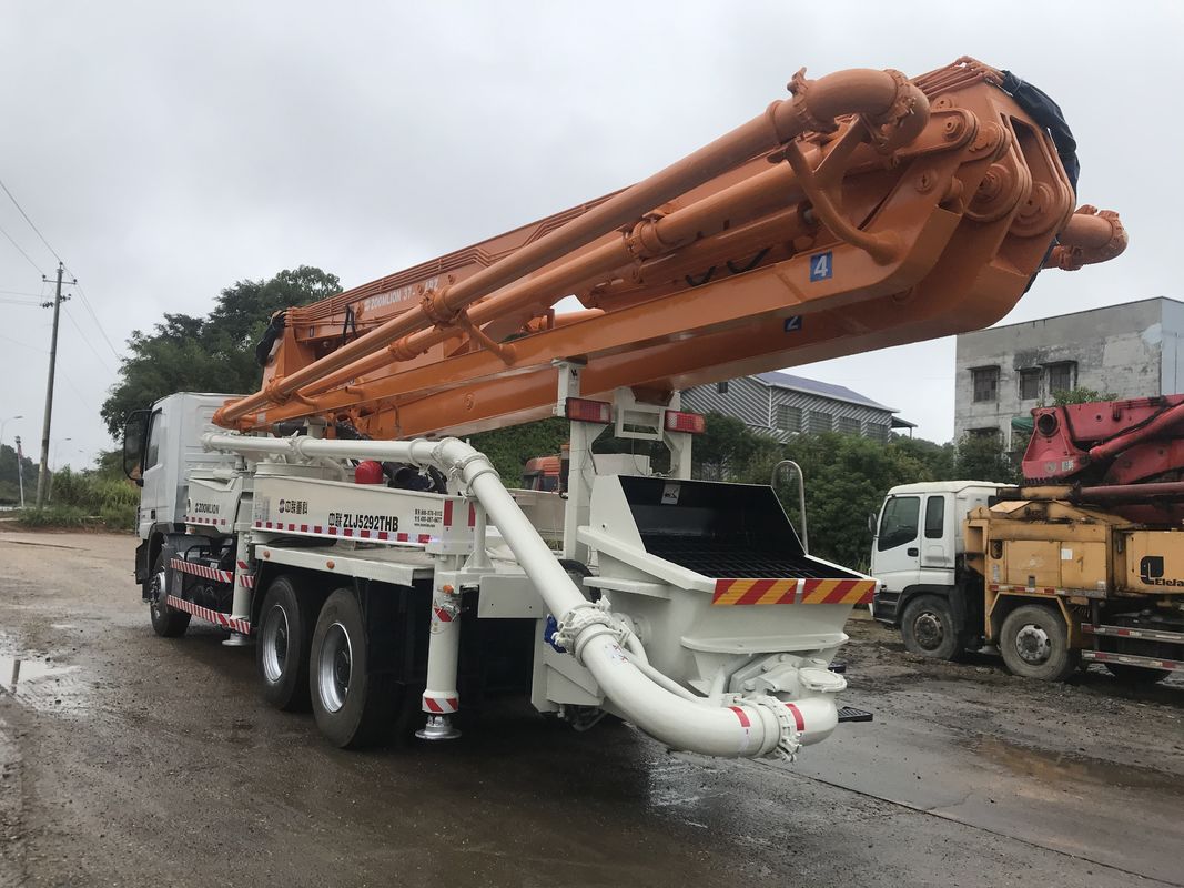 37 미터 290KW 초침 펌프 트럭 2008년 백색