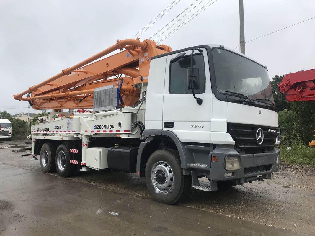 펌프 Zoomlion 긴 팔 높은 안전 120m3/H를 가진 290KW 37m 구체 트럭