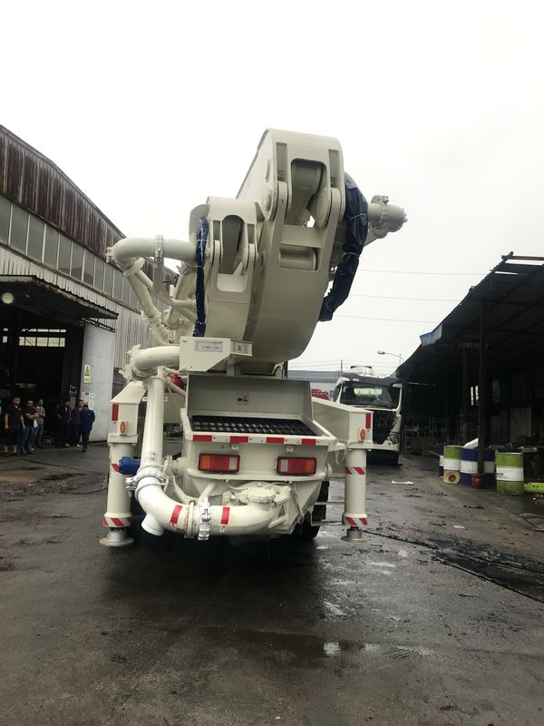 110m3/H 279KW 펌프 시멘트 트럭, 사용된 구체적인 장비 볼보 섀시 ISO90001