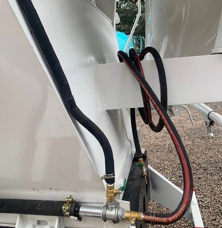 259KW 10m3에 의하여 재생되는 구체 믹서 트럭, 시멘트 수송을 위한 준비된 혼합 구체 트럭