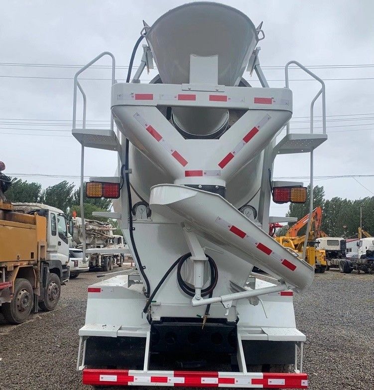 259KW 10m3에 의하여 재생되는 구체 믹서 트럭, 시멘트 수송을 위한 준비된 혼합 구체 트럭