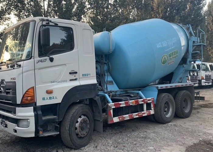10CBM Zoomlion은 SAE 승인을 가진 구체 믹서 트럭 좋은 상태를 사용했습니다