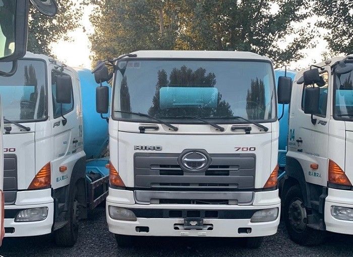 10CBM Zoomlion은 SAE 승인을 가진 구체 믹서 트럭 좋은 상태를 사용했습니다