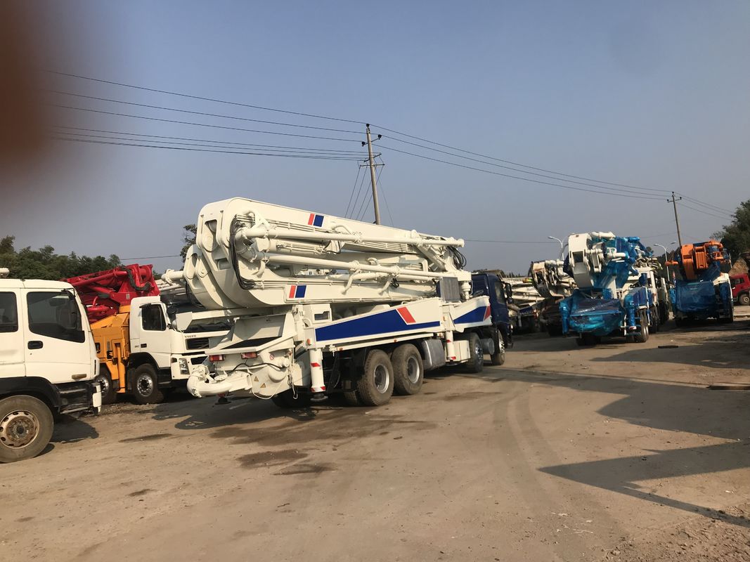110M3/H 붐 콘크리트 펌프 트럭