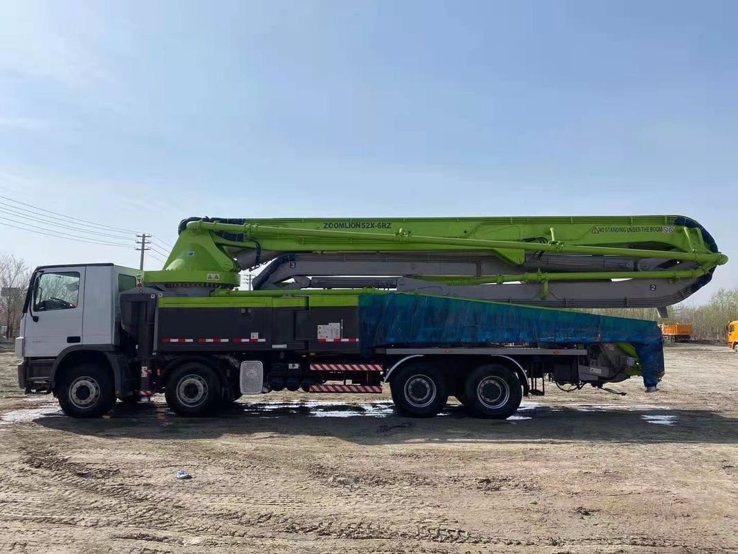 180CBM 52 미터 구체 펌프 Mercedes BENZ 트럭 탑재 중장비