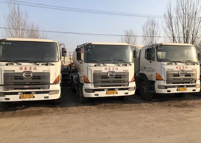 높은 안정성 9M3는 4개의 바퀴 드라이브를 가진 구체 믹서 트럭 259KW를 사용했습니다