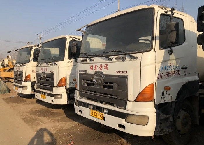 높은 안정성 9M3는 4개의 바퀴 드라이브를 가진 구체 믹서 트럭 259KW를 사용했습니다