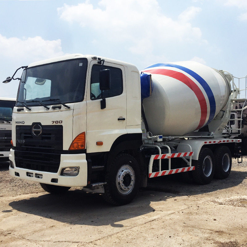고수준 10CBM 초침 트럭 믹서, 개조되는 HINO 700 트럭