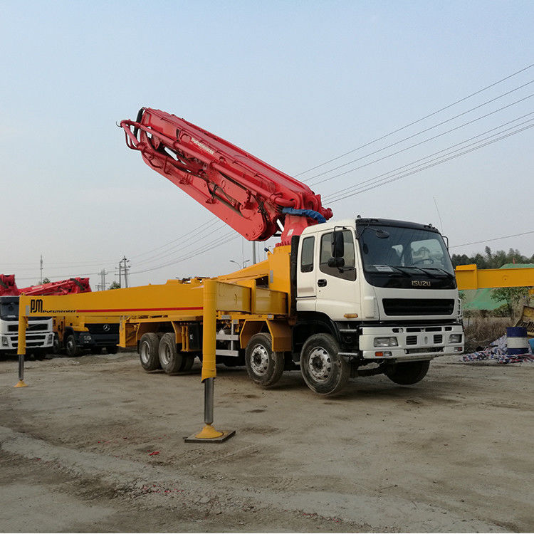 46m 287kw Putzmeister 중고 시멘트 트럭 빨간색과 주황색