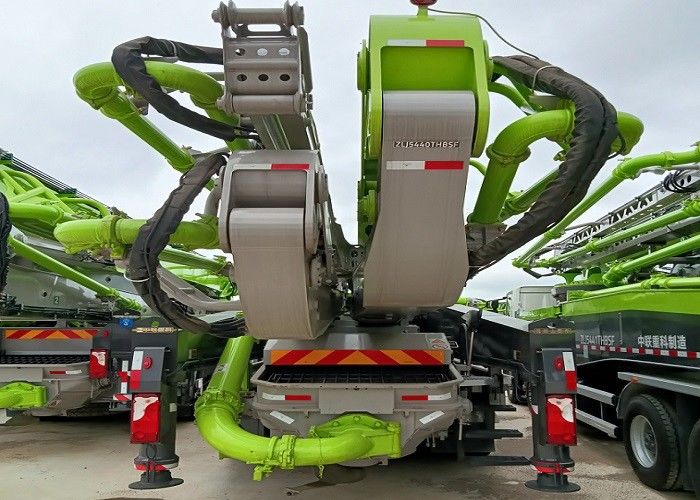 180CBM/H 새로운 콘크리트 펌프 트럭