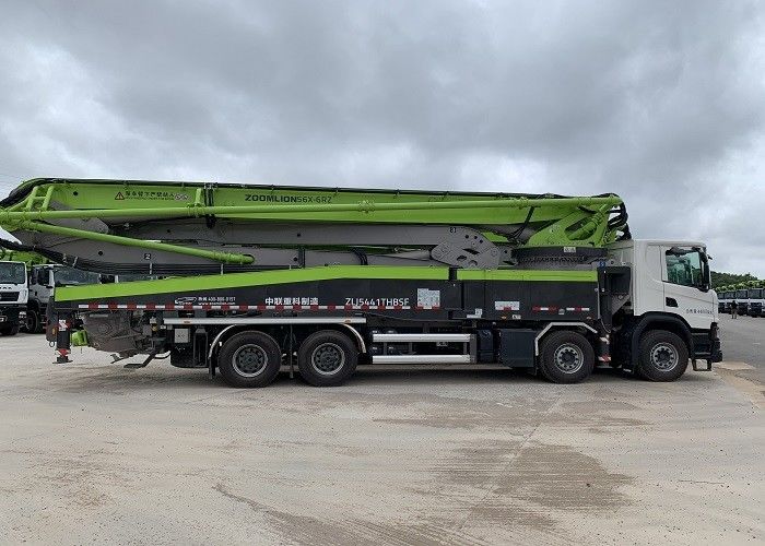 56m 스웨덴 Scania 새로운 구체 펌프 트럭, 4개의 차축 트럭 높은 안전 180CBM