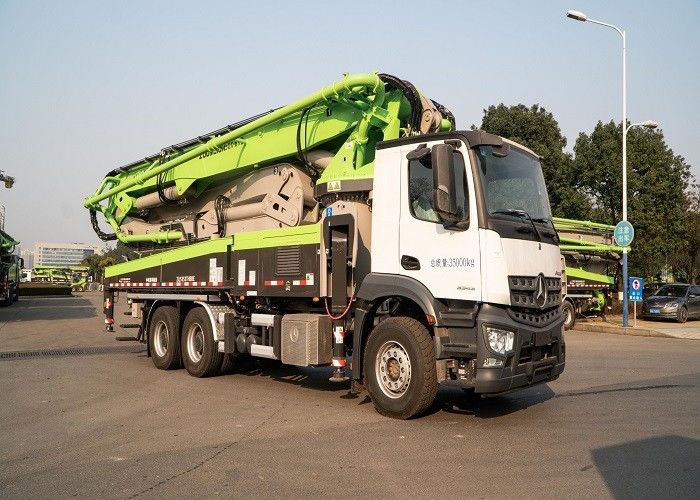 ISO는 49m 큰 구체 펌프 트럭, 3개의 차축 트럭 넓은 작업 범위를 증명했습니다