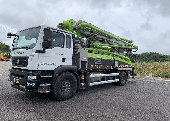 SINOTRUK 37m 새로운 구체 펌프 트럭, 2개의 차축 트럭 유로 6 방출