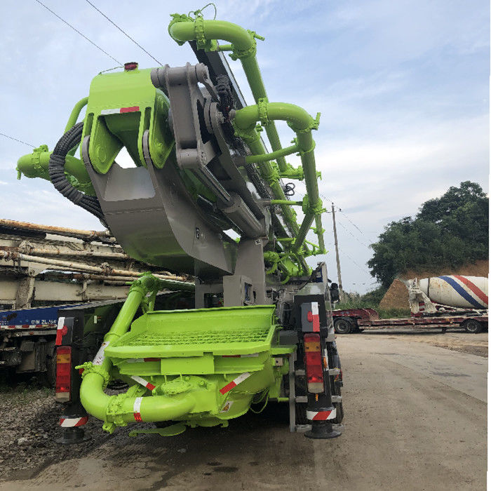 Zoomlion Pumpers는 구체 펌프 트럭 56M Scania 녹색 180m3/H를 사용했습니다