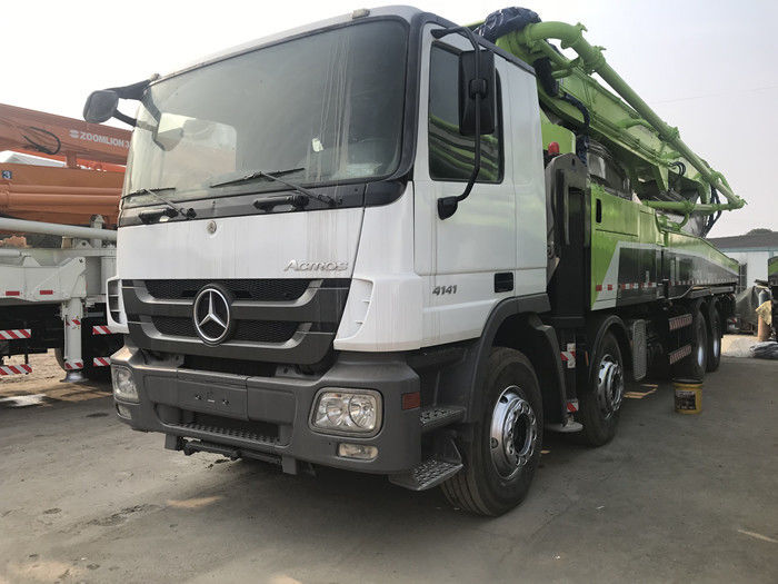 Benz X 다리는 Beton 펌프에 의하여 건축을 위한 구체적인 펌프 트럭 56 미터를 재생했습니다