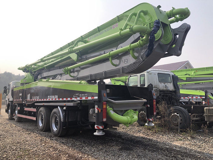 Benz X 다리는 Beton 펌프에 의하여 건축을 위한 구체적인 펌프 트럭 56 미터를 재생했습니다