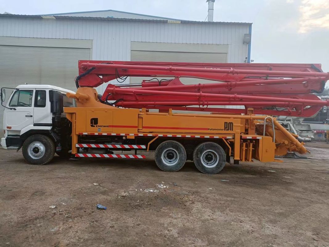 36m 초침 구체 선 펌프 트럭 Putzmeister 3 차축 UD 시멘트 펌프 트럭
