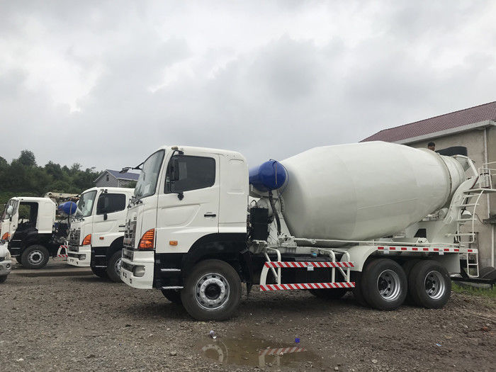 중고 Hino 700 중고 콘크리트 믹서 트럭 10m3