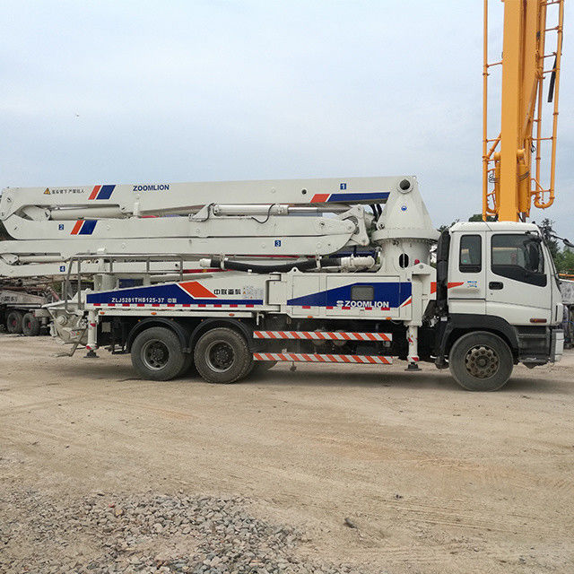 새로 단장한 Zoomlion 4RZ 중고 트럭 Isuzu 섀시 37m 120m3/H