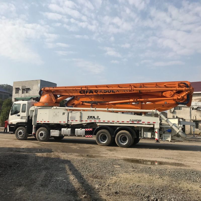 8*4 Zoomlion 구체 펌프 트럭은 Beton 펌프 Isuzu 포좌 50m 160m3/H를 갱신했습니다