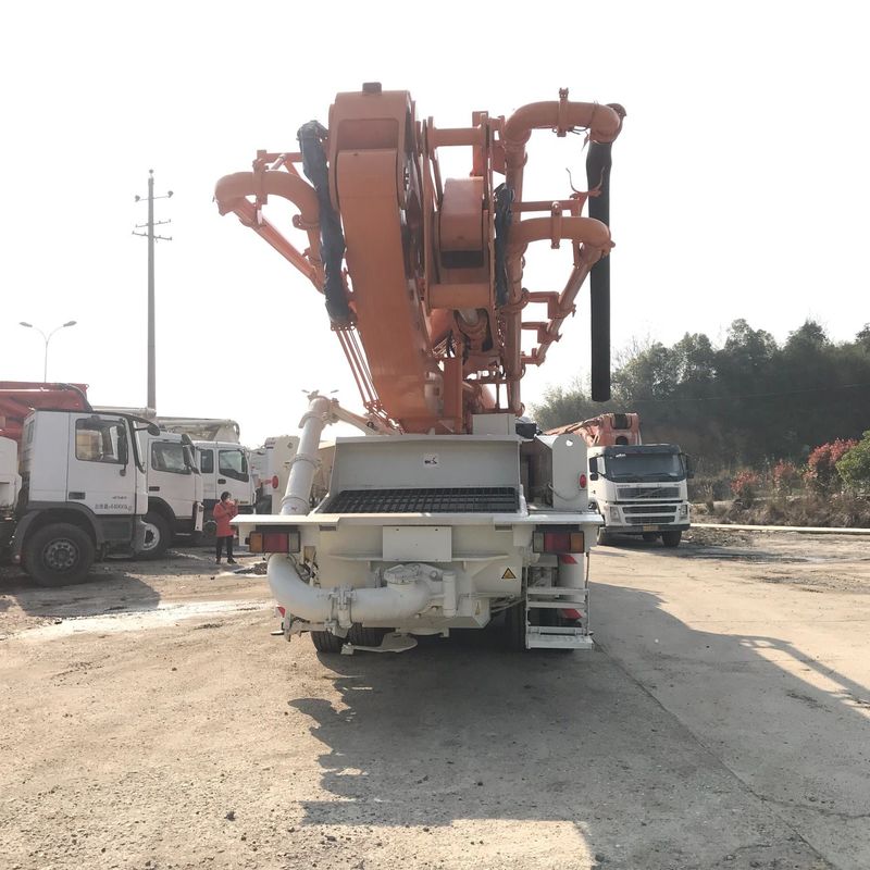 8*4 Zoomlion 구체 펌프 트럭은 Beton 펌프 Isuzu 포좌 50m 160m3/H를 갱신했습니다