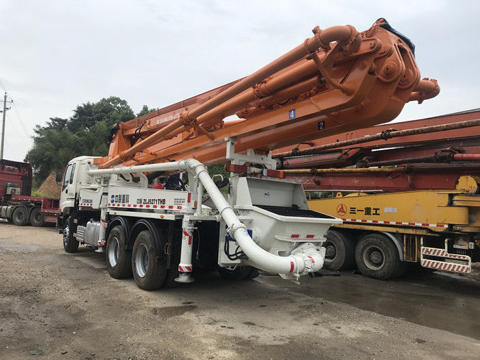 그네 다리 Zoomlion Isuzu 트럭에 의하여 거치되는 구체 펌프 트럭 265kw 120m3/H 37m