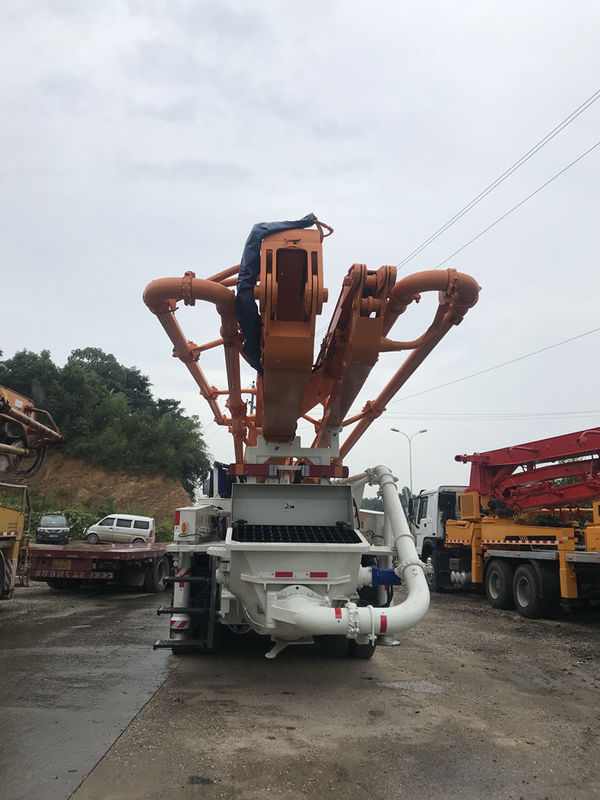 그네 다리 Zoomlion Isuzu 트럭에 의하여 거치되는 구체 펌프 트럭 265kw 120m3/H 37m